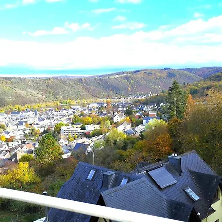 Apartment Little Rhineview Chateau