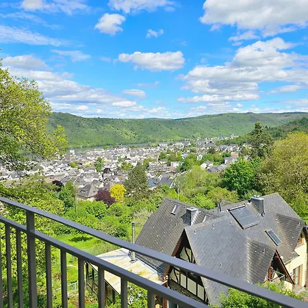 Little Rhineview Chateau Apartment Boppard