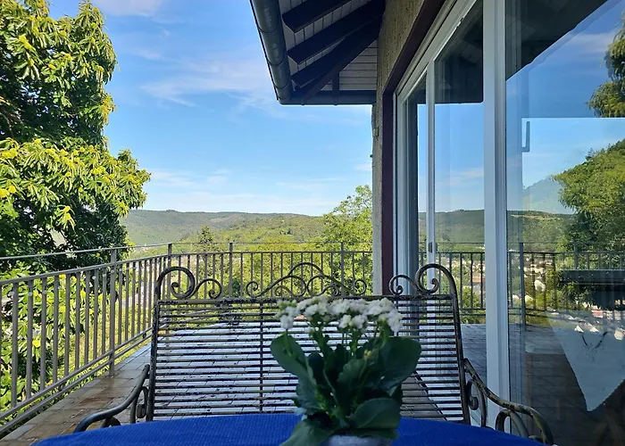 Little Rhine View Chateau - Eg *