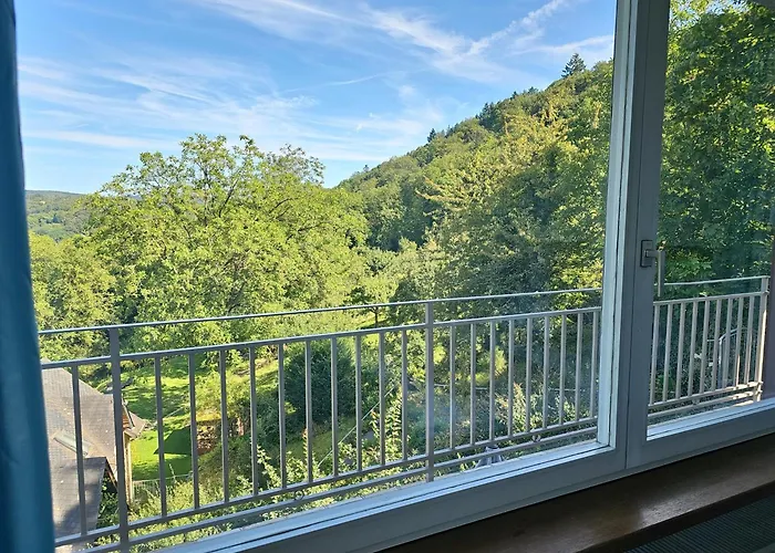 Little Rhine View Chateau - Eg Apartman