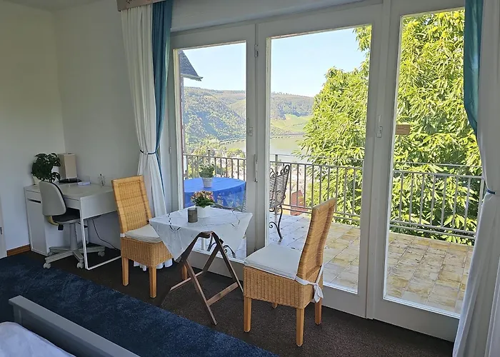 Little Rhine View Chateau - Eg 博帕德