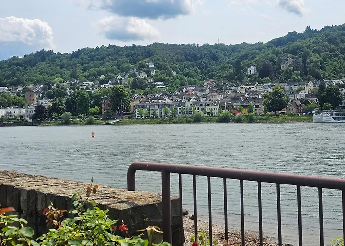 Little Rhine View Chateau - Eg Apartman *